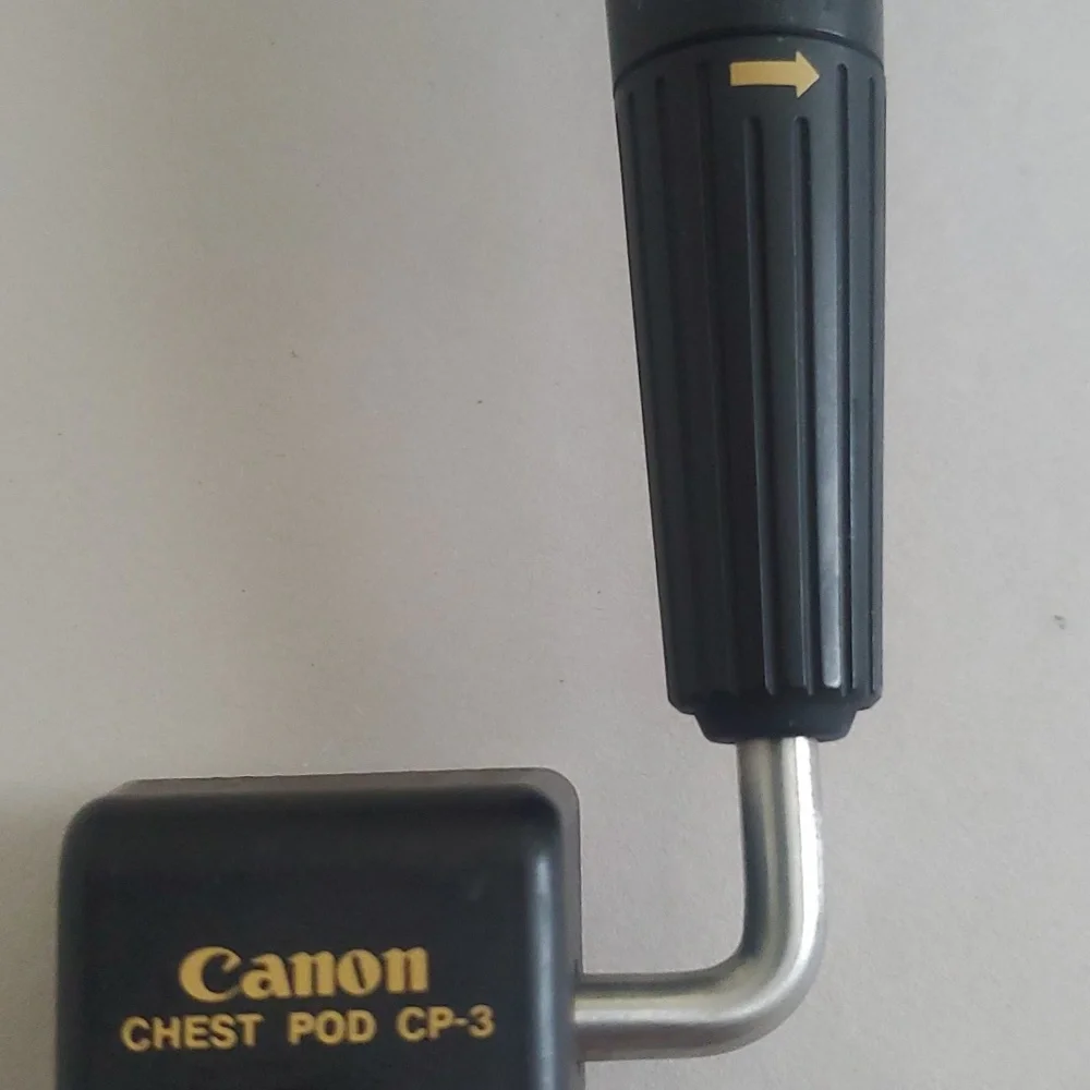 Canon CP-3 Chest Pod Monopod Extendable 5-7